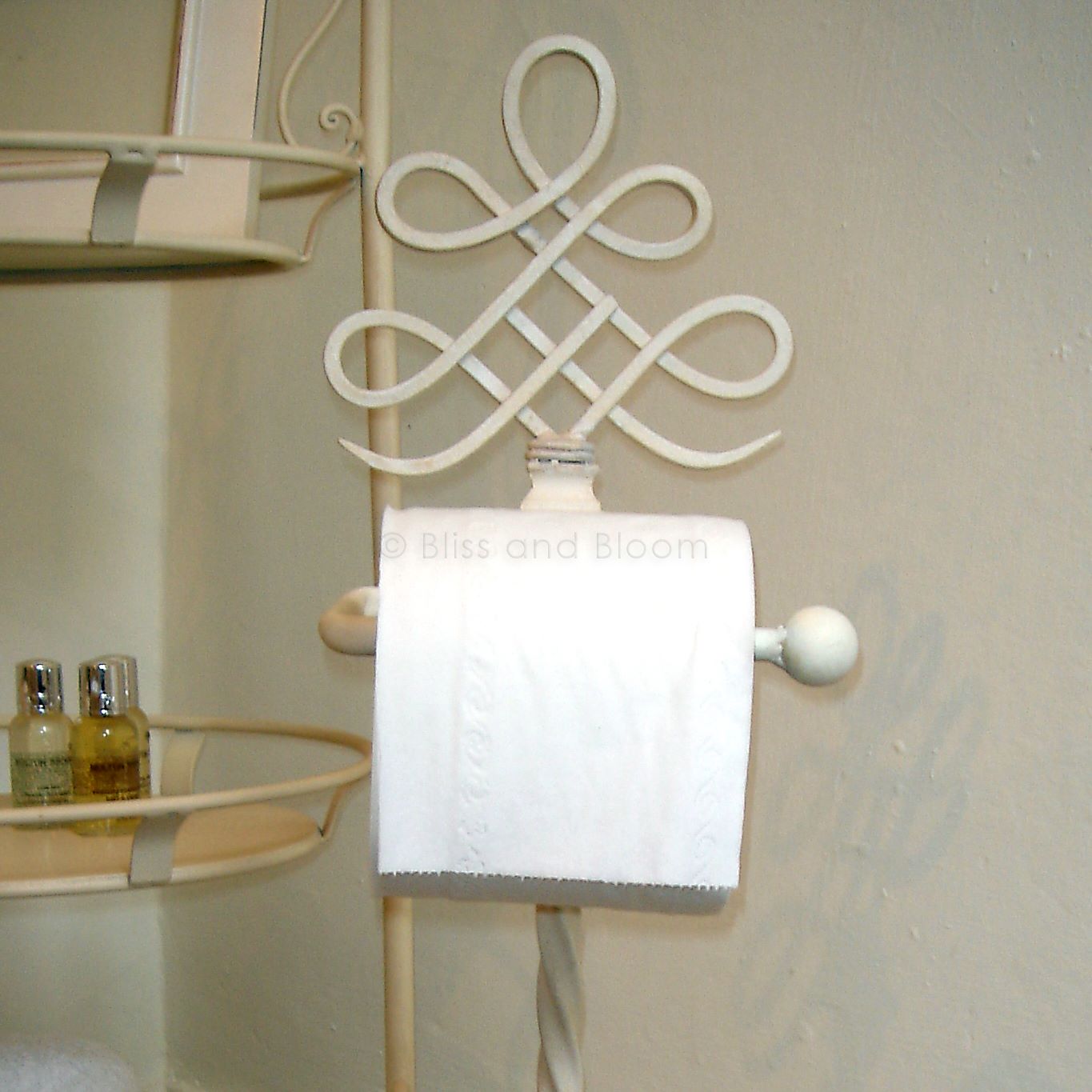 Toilet roll stand SECONDS Bliss and Bloom